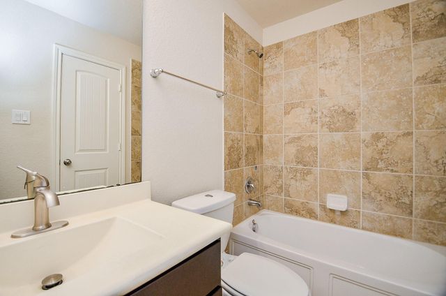 10926 Clearsable Lane, Houston, TX 77034