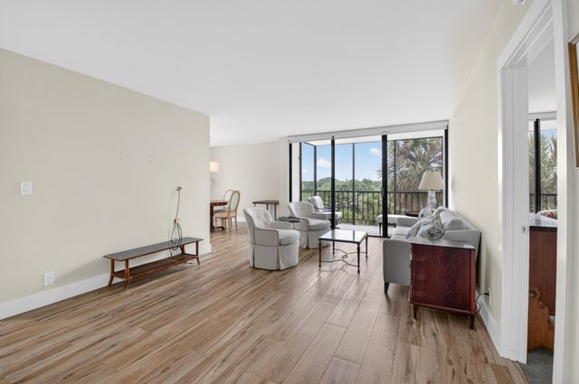 6845 Willow Wood Drive 3041, Boca Raton, FL 33434