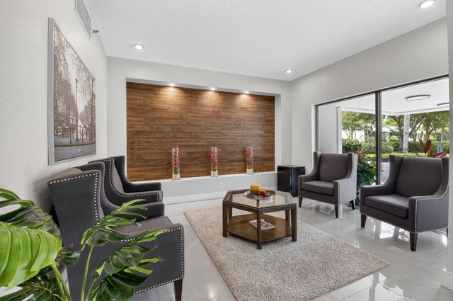 6845 Willow Wood Drive 3041, Boca Raton, FL 33434