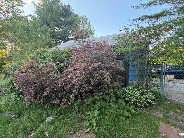 399 Gonic Road, Rochester, NH 03839