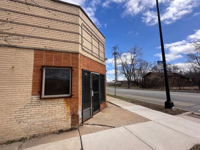 1058 W 111th Street, Chicago, IL 60643