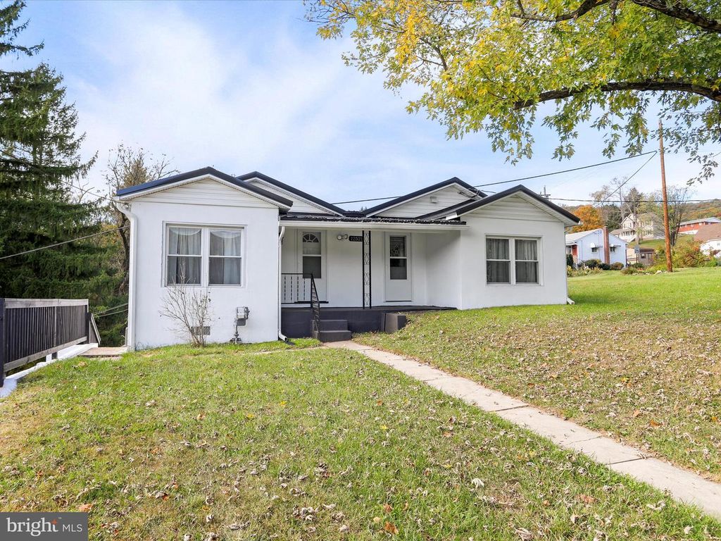 12521 DENNY DR, Corriganville, MD 21524