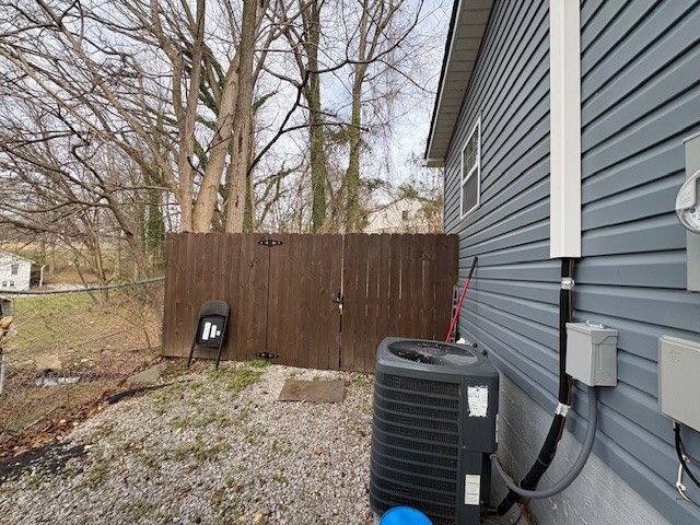 125 McGinness Ave, Carthage, TN 37030