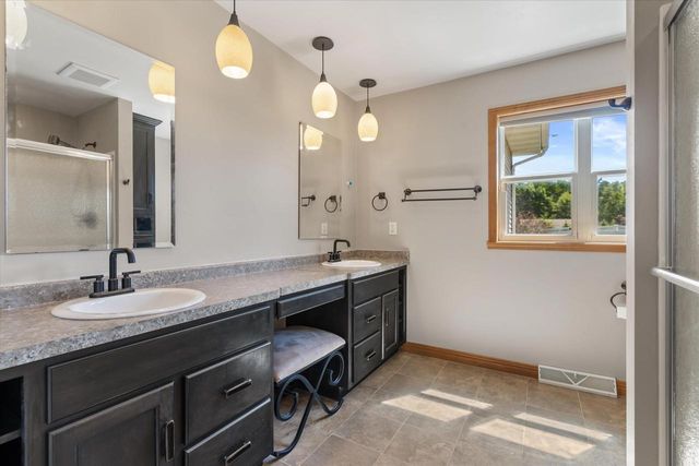 3336 STAR CREEK COURT, Green Bay, WI 54311