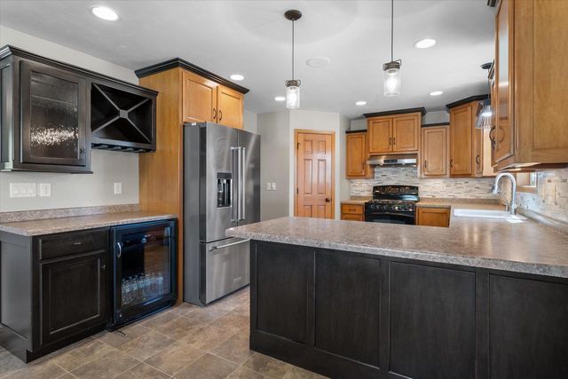 3336 STAR CREEK COURT, Green Bay, WI 54311