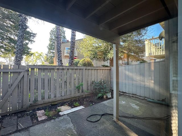 7802 Hampton Ln, Citrus Heights, CA 95610