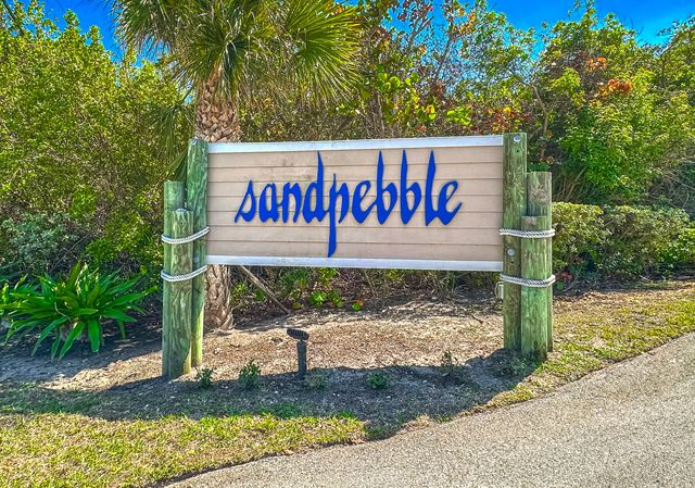 4440 NE Sandpebble Trace 104, Stuart, FL 34996