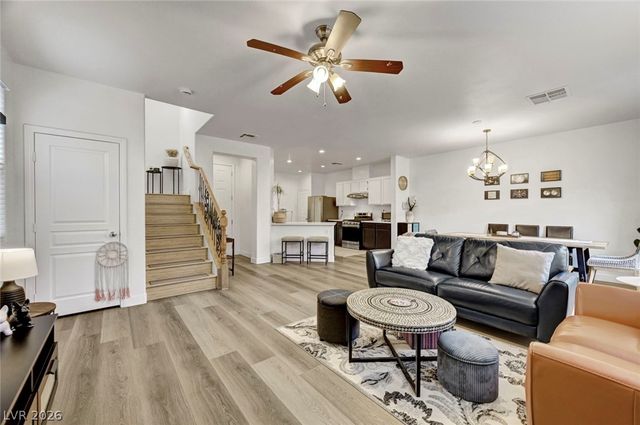 6255 West Arby Avenue 224, Las Vegas, NV 89118