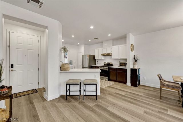 6255 West Arby Avenue 224, Las Vegas, NV 89118