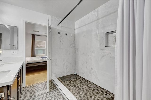 6255 West Arby Avenue 224, Las Vegas, NV 89118