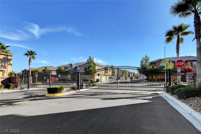 6255 West Arby Avenue 224, Las Vegas, NV 89118