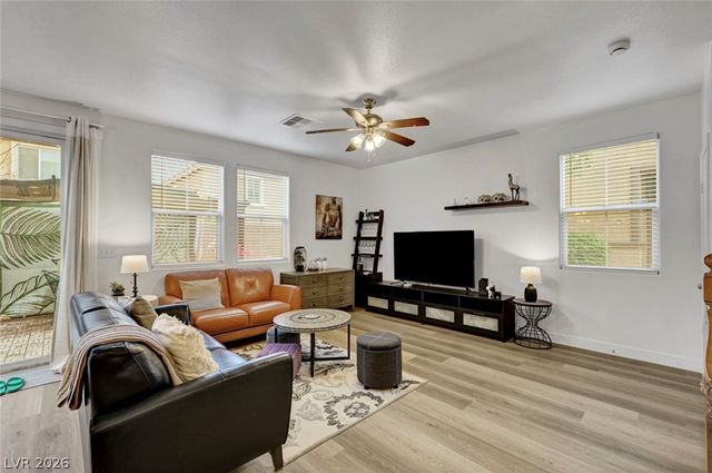 6255 West Arby Avenue 224, Las Vegas, NV 89118