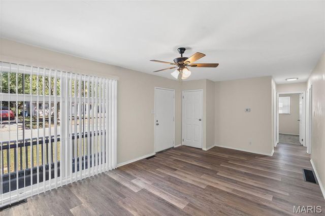 810 Saint Thomas Lane, Cahokia, IL 62206