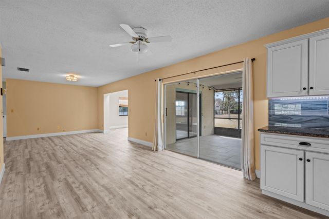 503 Sevilla Dr, St Augustine, FL 32086