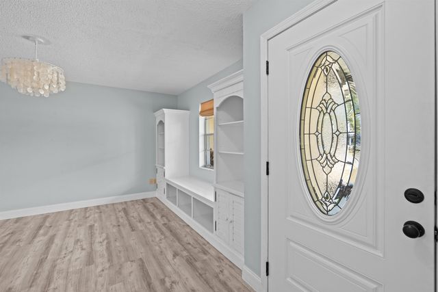 503 Sevilla Dr, St Augustine, FL 32086