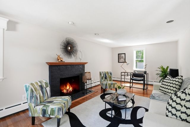 11 Sylvia Road, North Reading, MA 01864