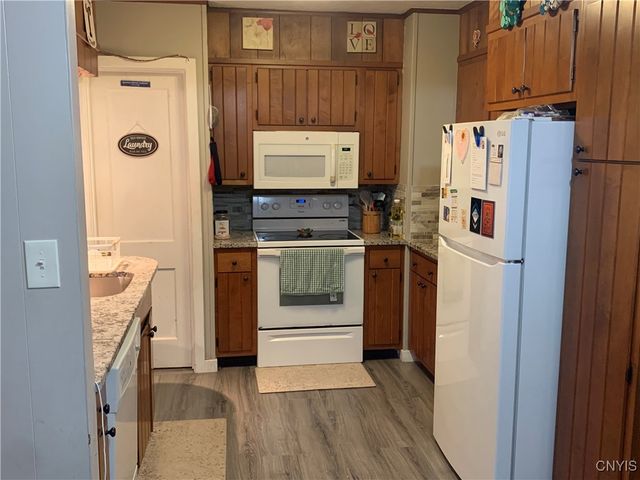 4603 State Street, Vernon, NY 13476