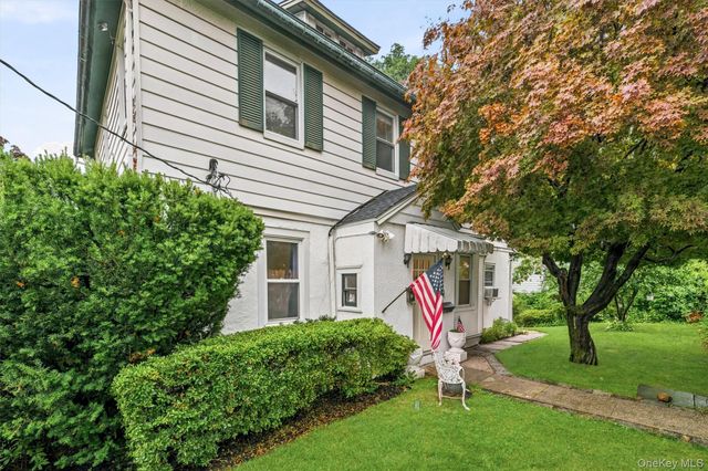 25 Fowler Avenue, Yonkers, NY 10701