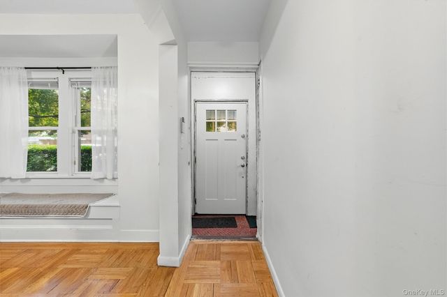 25 Fowler Avenue, Yonkers, NY 10701