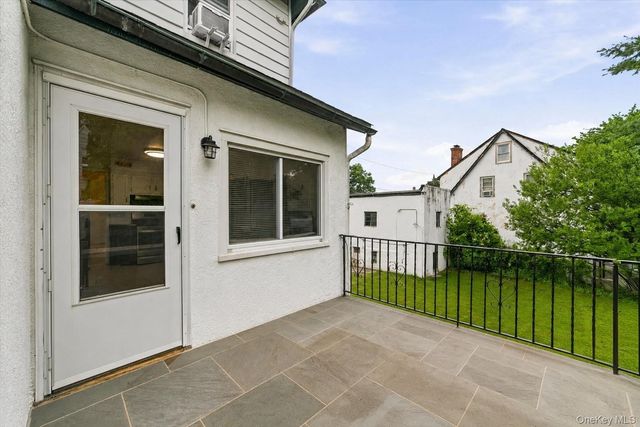 25 Fowler Avenue, Yonkers, NY 10701