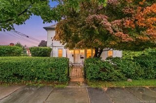 25 Fowler Avenue, Yonkers, NY 10701
