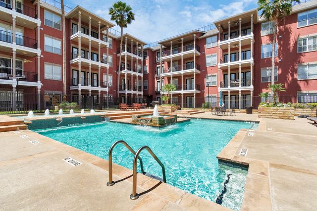 2400 Mccue Road 333, Houston, TX 77056