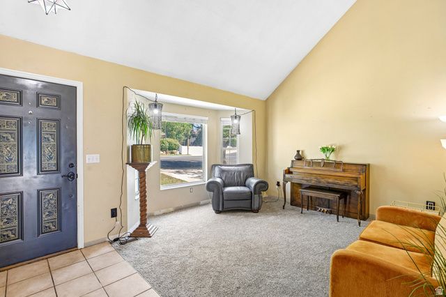 1005 EDGEWOOD DR, South Ogden, UT 84403