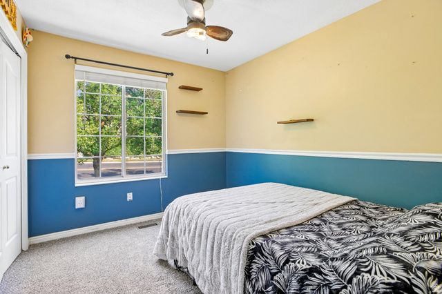 1005 EDGEWOOD DR, South Ogden, UT 84403
