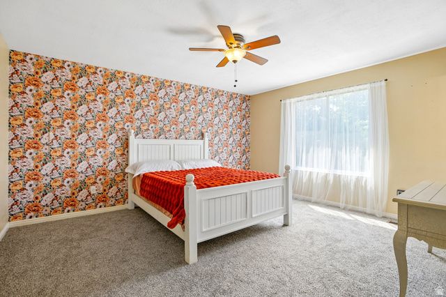 1005 EDGEWOOD DR, South Ogden, UT 84403