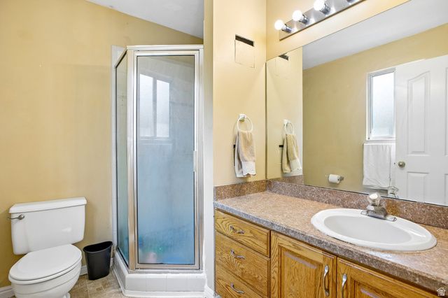 1005 EDGEWOOD DR, South Ogden, UT 84403