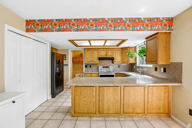 1005 EDGEWOOD DR, South Ogden, UT 84403