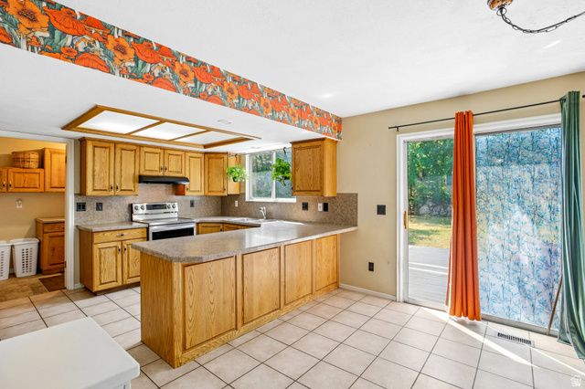 1005 EDGEWOOD DR, South Ogden, UT 84403