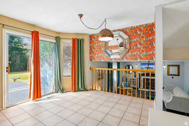 1005 EDGEWOOD DR, South Ogden, UT 84403
