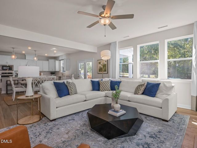 700 Dragonfly Pond Way, Wake Forest, NC 27587
