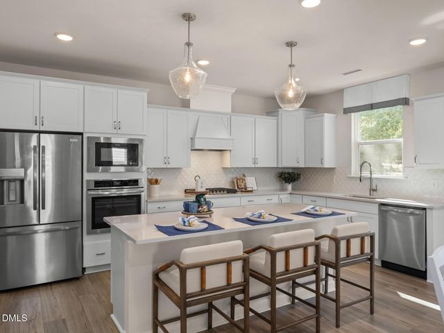 700 Dragonfly Pond Way, Wake Forest, NC 27587