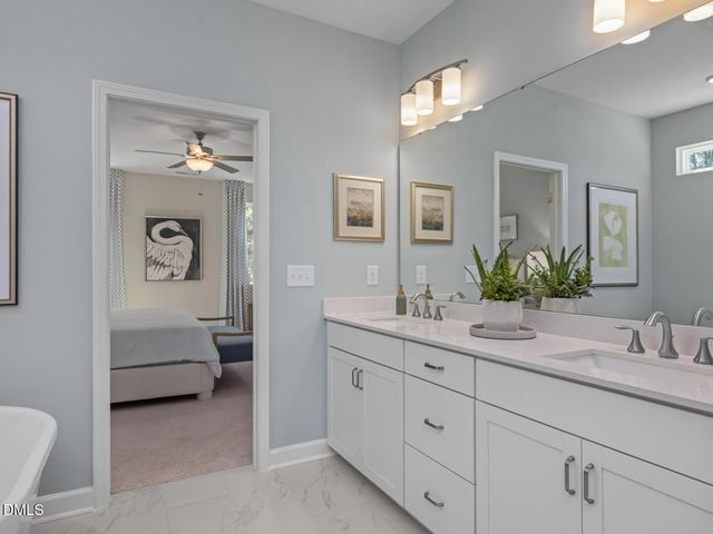 700 Dragonfly Pond Way, Wake Forest, NC 27587