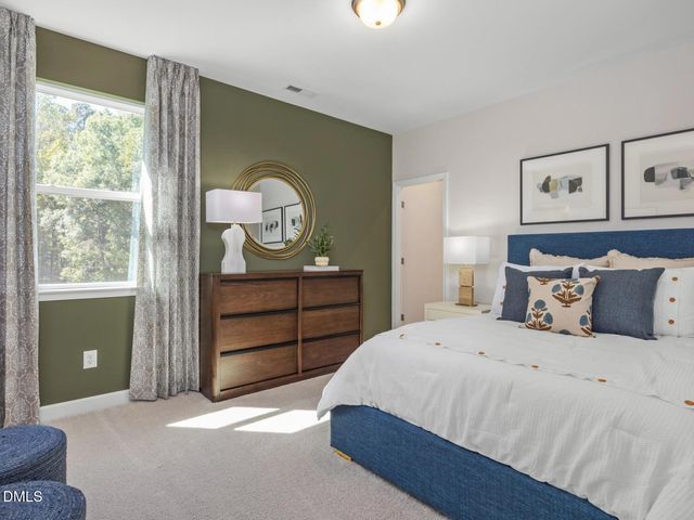 700 Dragonfly Pond Way, Wake Forest, NC 27587