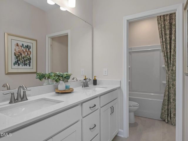 700 Dragonfly Pond Way, Wake Forest, NC 27587