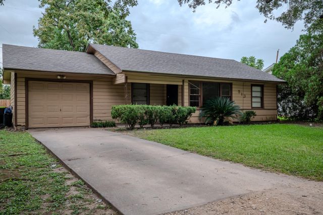 513 Frankie Street, Wharton, TX 77488