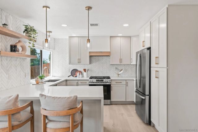 7514 Jennite Dr, San Diego, CA 92119