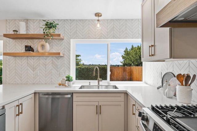 7514 Jennite Dr, San Diego, CA 92119