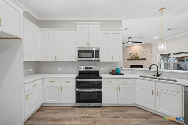 604 Magnolia Drive, Troy, TX 76579