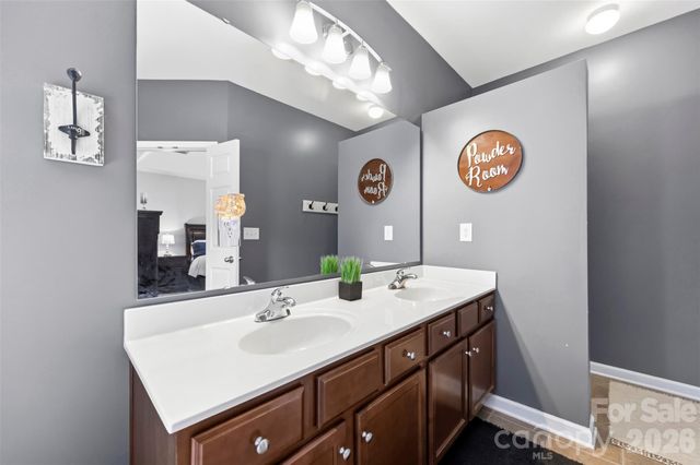8526 Summer Serenade Drive, Huntersville, NC 28078