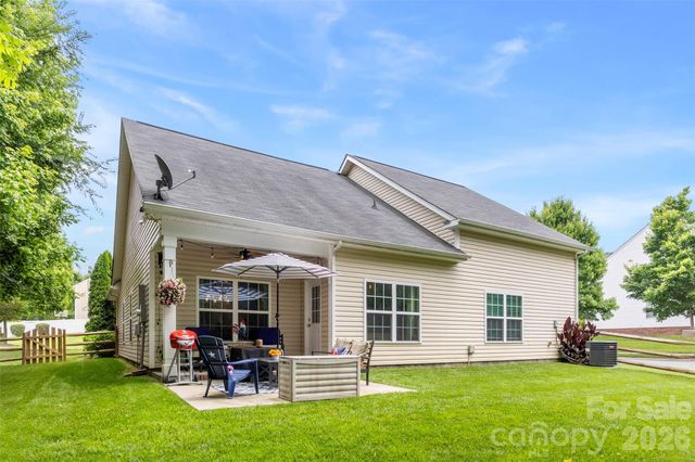 8526 Summer Serenade Drive, Huntersville, NC 28078