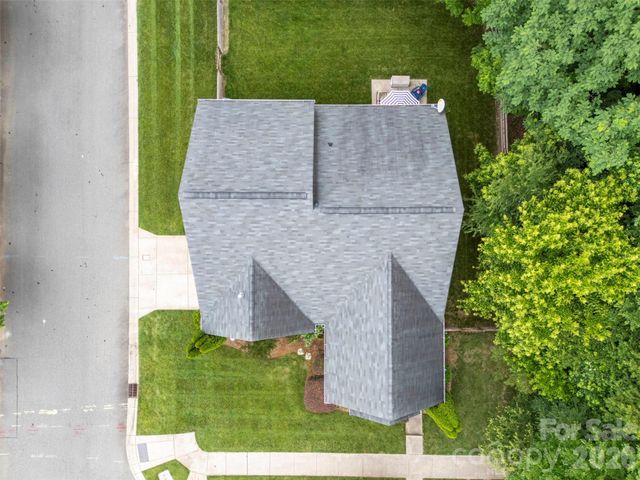 8526 Summer Serenade Drive, Huntersville, NC 28078