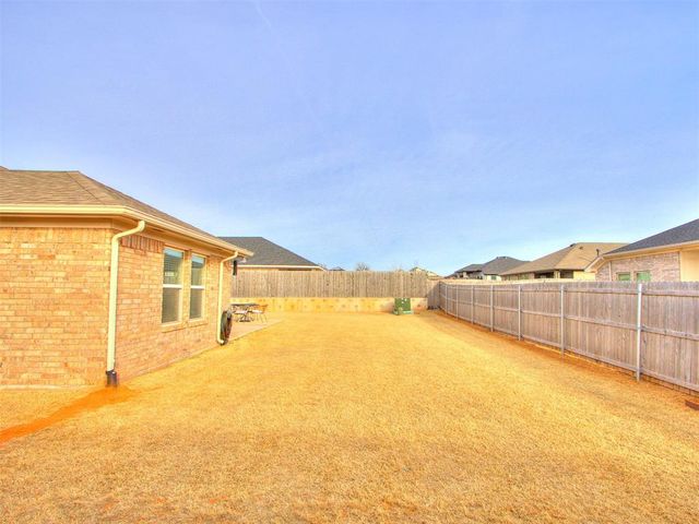 324 Renee Drive, Blanchard, OK 73010