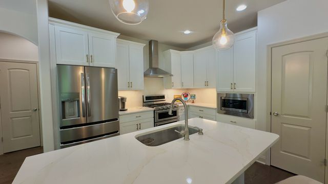 517 Wilcox Ct, Nolensville, TN 37135