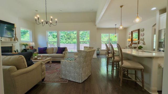 517 Wilcox Ct, Nolensville, TN 37135