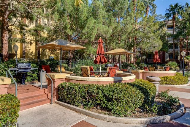 210 East FLAMINGO Road 208, Las Vegas, NV 89169