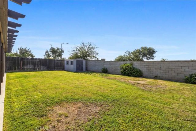 12305 Quiet Pasture Drive, Bakersfield, CA 93312